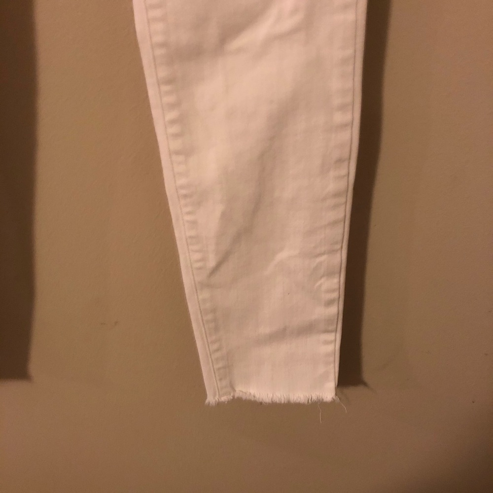 Universal Thread Cream High Rise Skinny Jeans - Picture 2 of 7